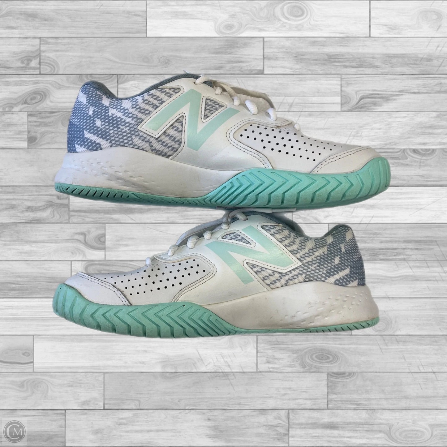 Shoes Sneakers By New Balance In White, Size: 7.5