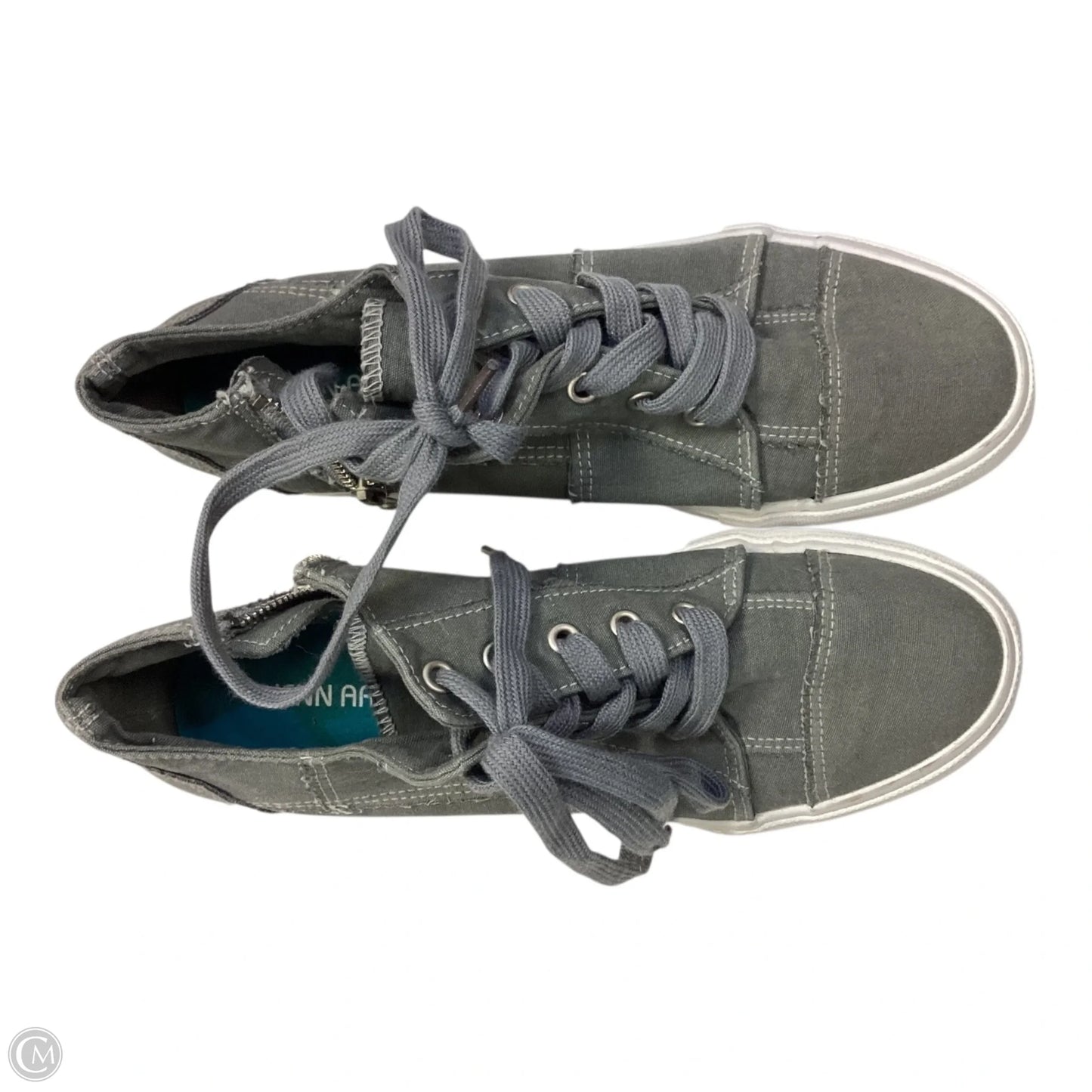 Shoes Sneakers By Clothes Mentor In Grey, Size: 10