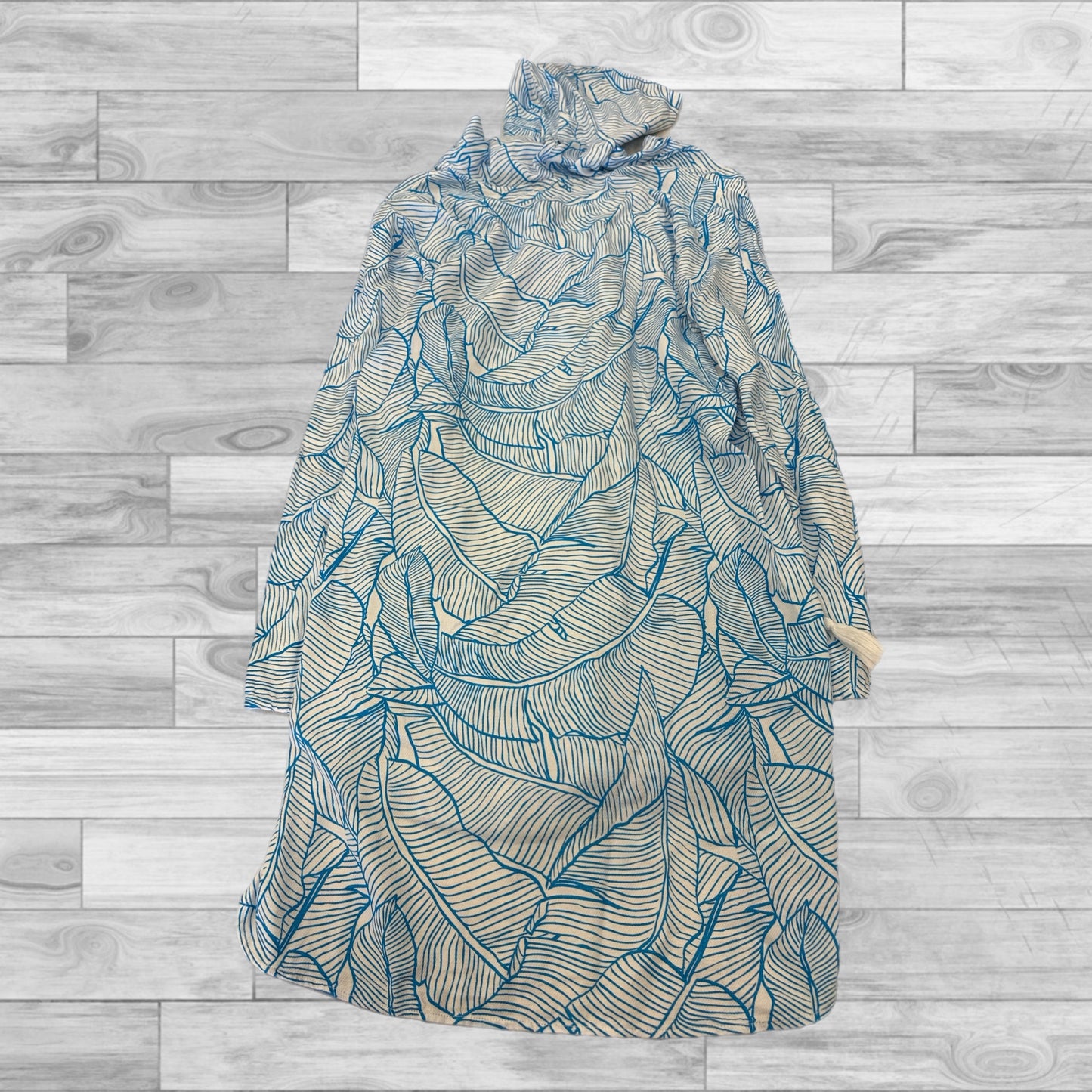 Swimwear Cover-up By Charlie Holiday In Blue & White, Size: 10