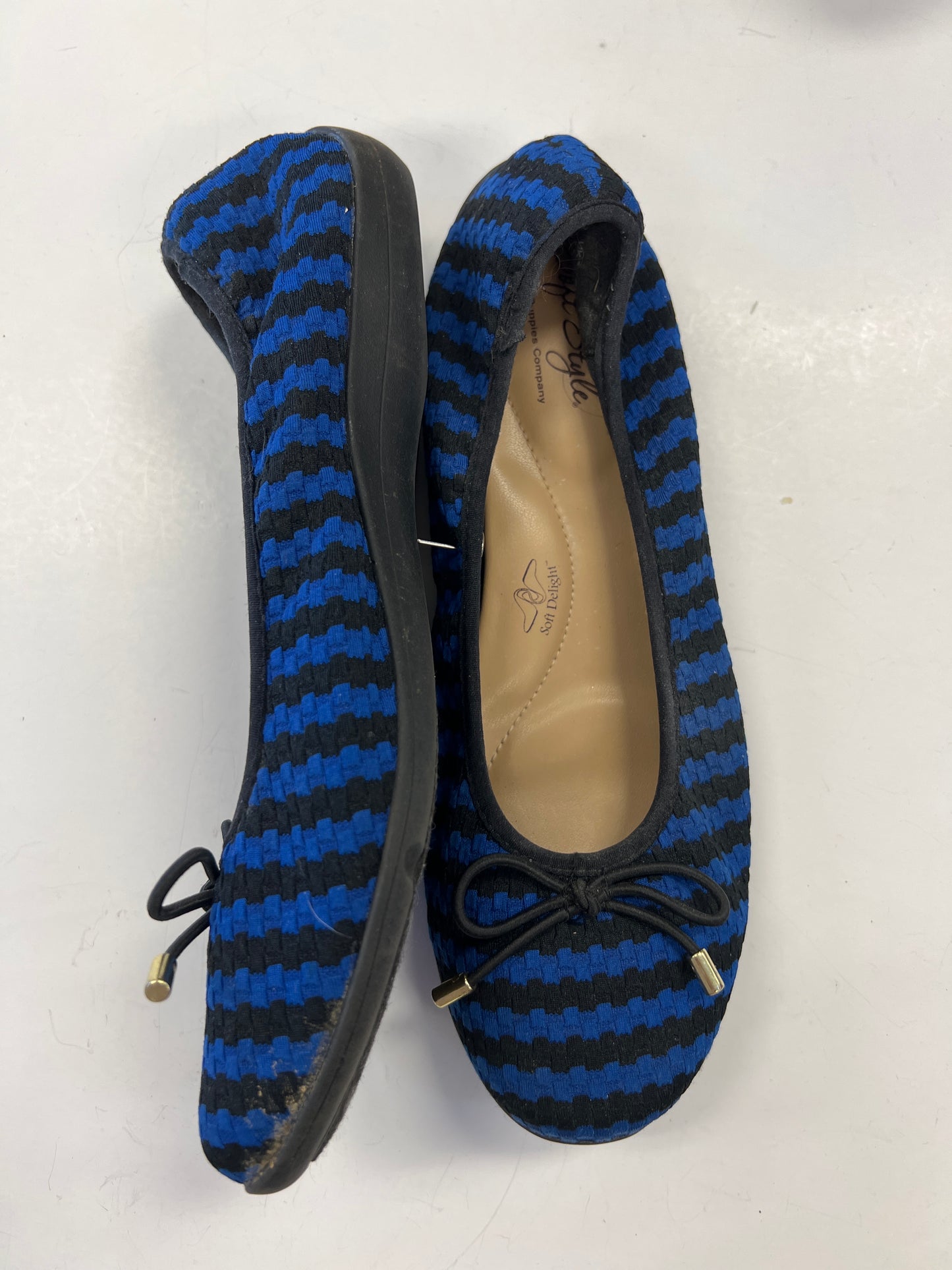 Shoes Flats By Clothes Mentor Size: 7.5