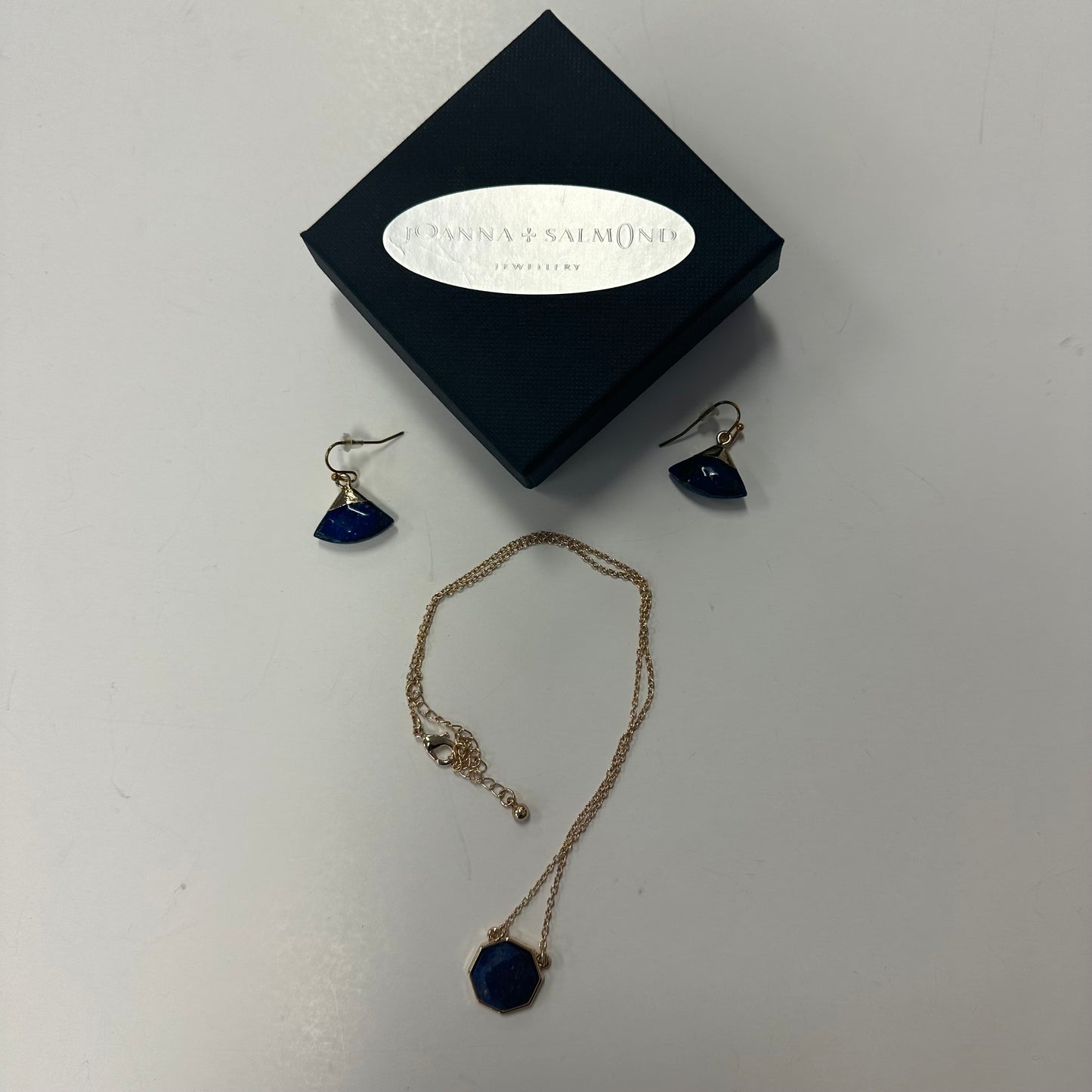 Necklace Set By Clothes Mentor Size: 02 Piece Set