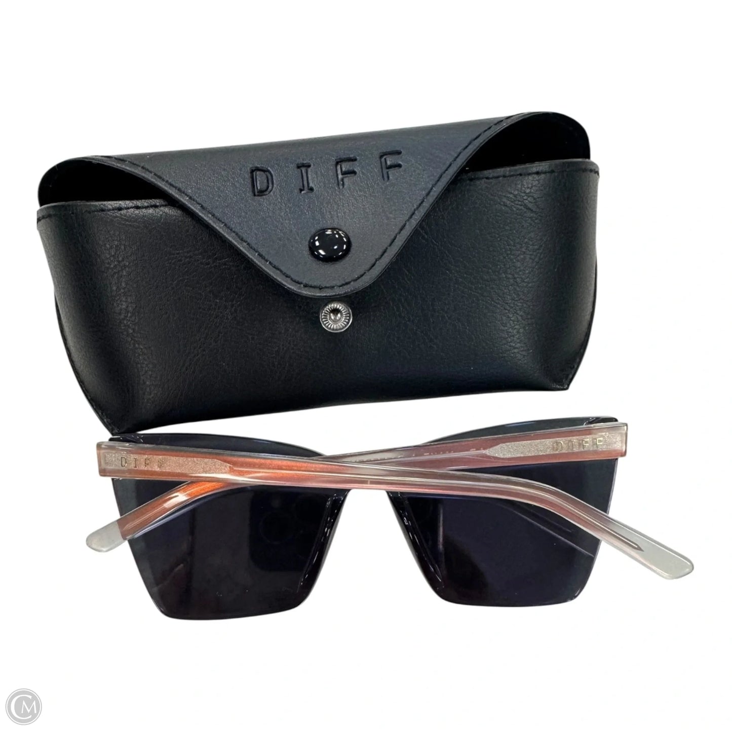 Sunglasses By Clothes Mentor, Size: Medium