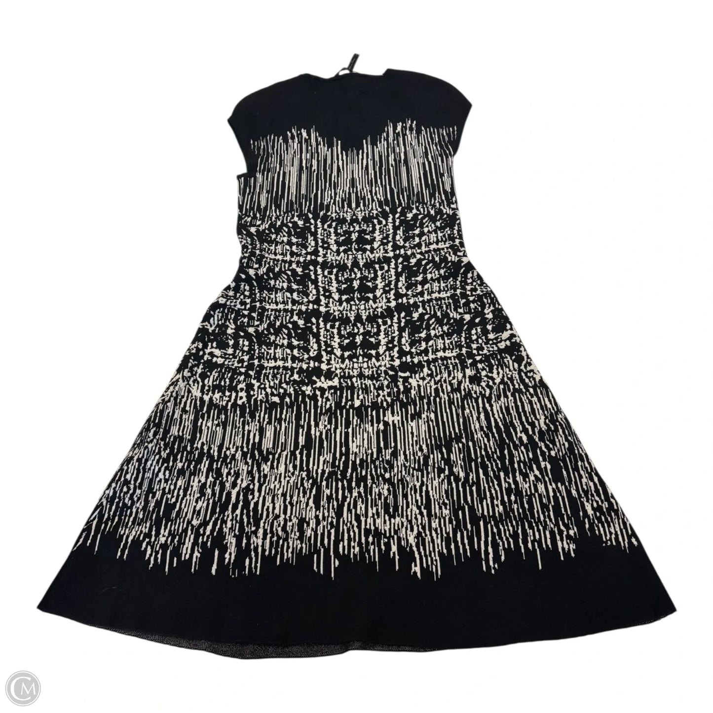Dress Casual Short By Bcbgmaxazria In Black & White, Size: S