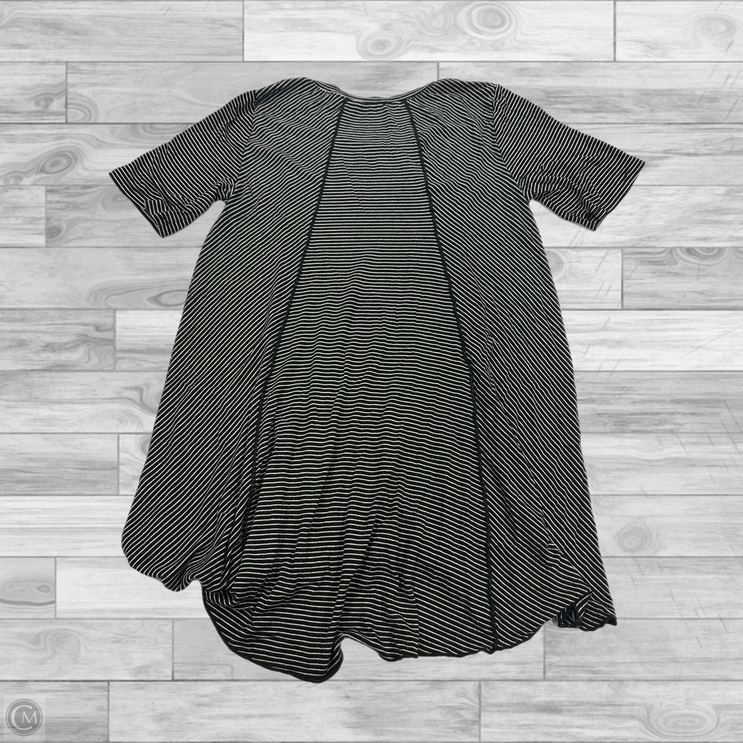 Top Short Sleeve By Soft Surroundings In Striped Pattern, Size: Xs