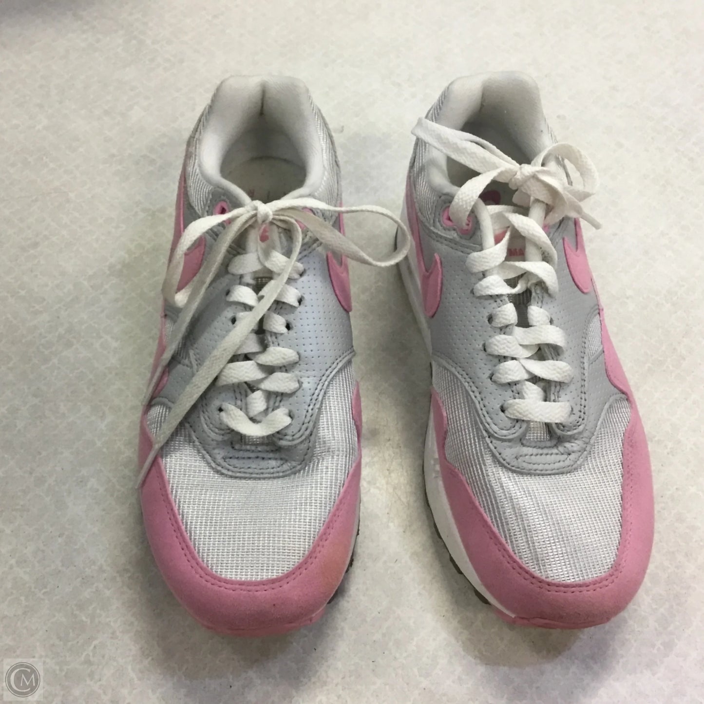 Shoes Athletic By Nike In Pink & White, Size: 8.5