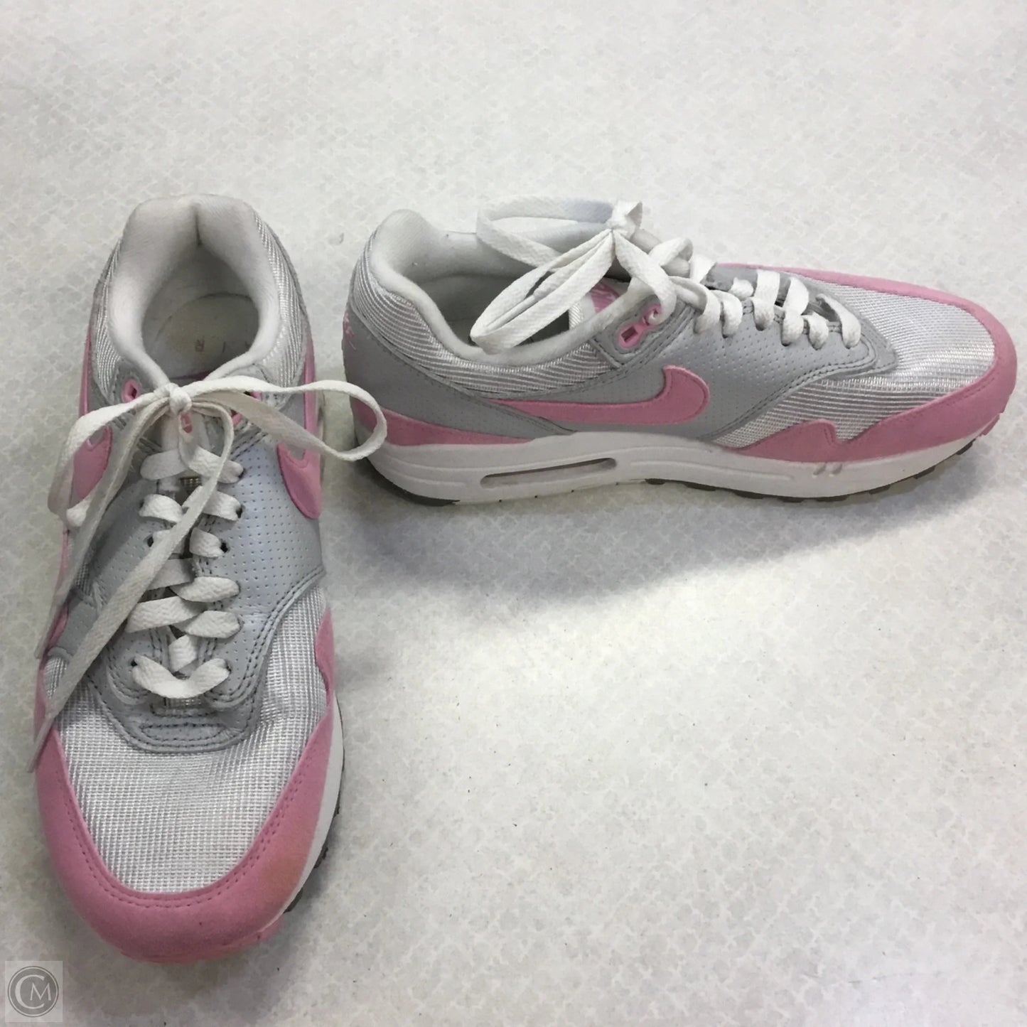 Shoes Athletic By Nike In Pink & White, Size: 8.5