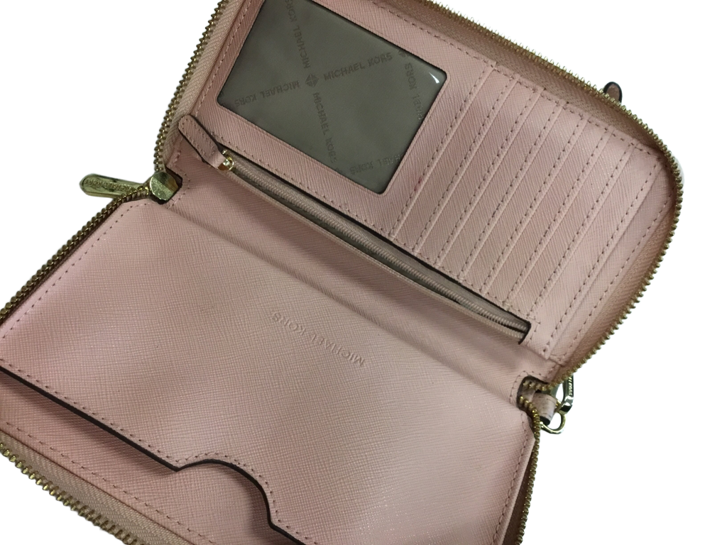 Wallet Designer By Michael Kors Size: Small