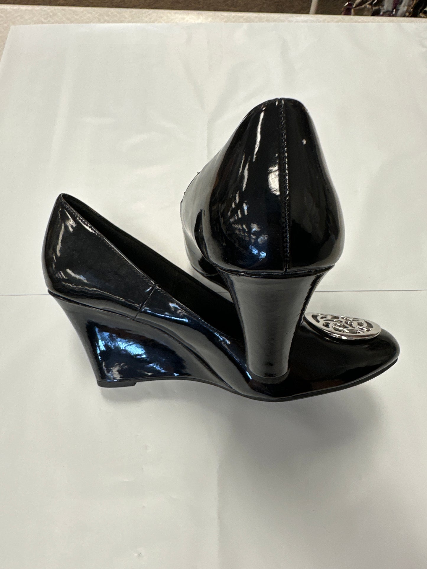 Shoes Heels Wedge By Fioni Size: 9