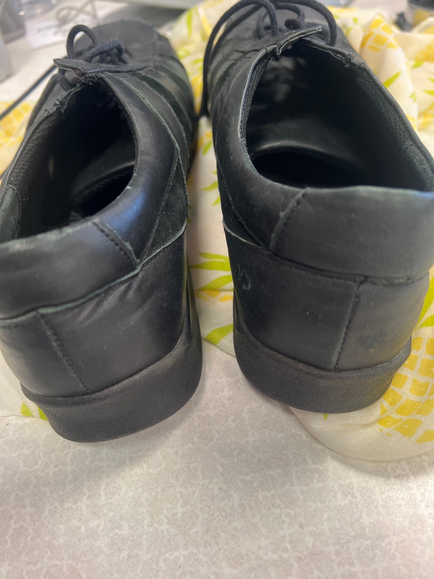 Shoes Sneakers By Aetrex Size: 11