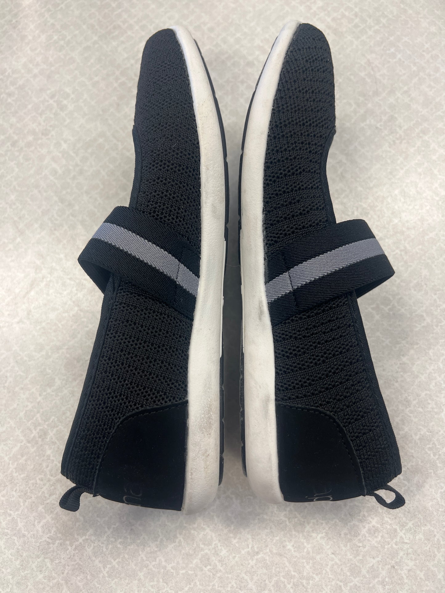 Shoes Flats Ballet By Apana Size: 7