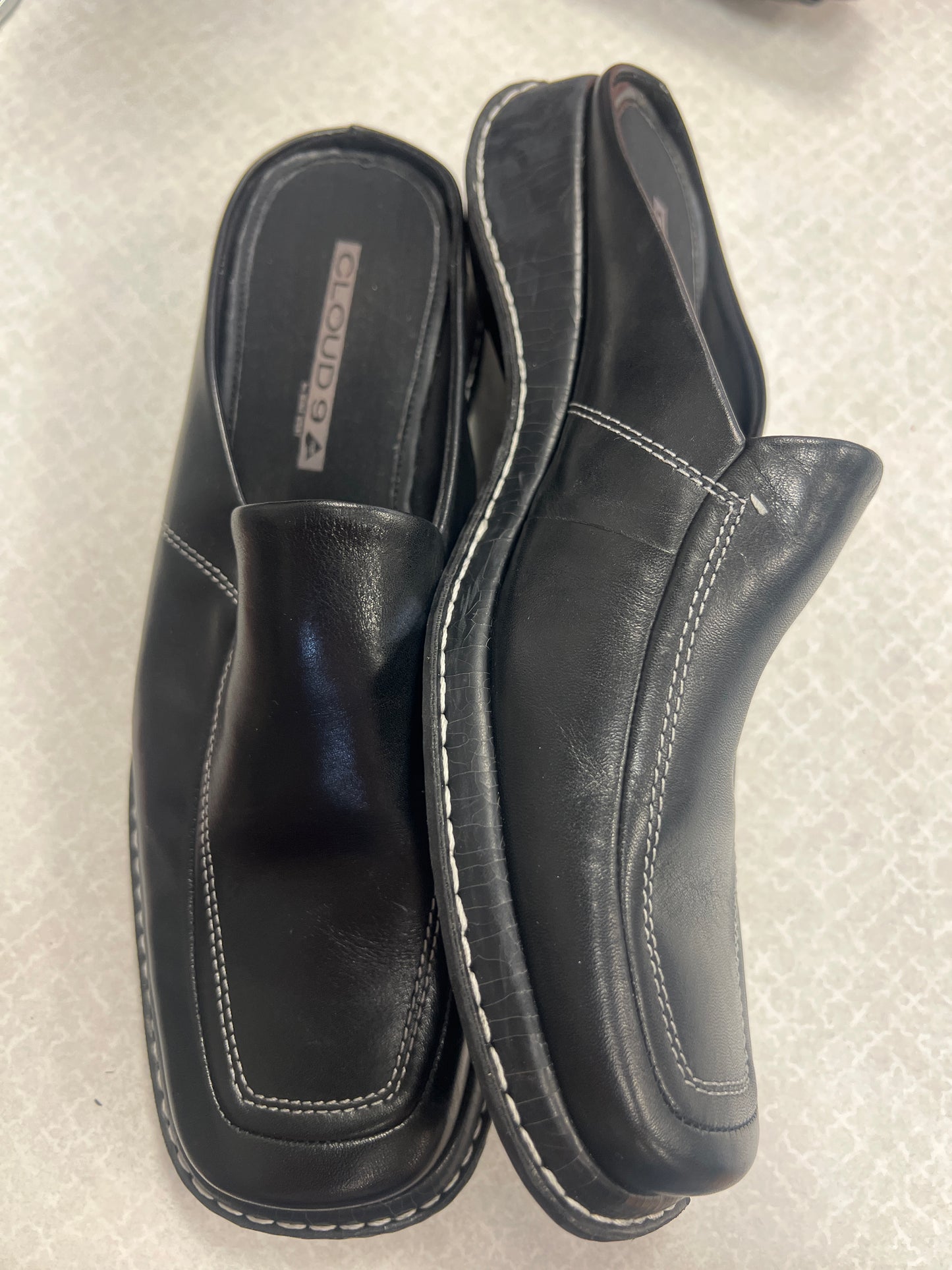 Shoes Flats Mule & Slide By Clothes Mentor Size: 8.5