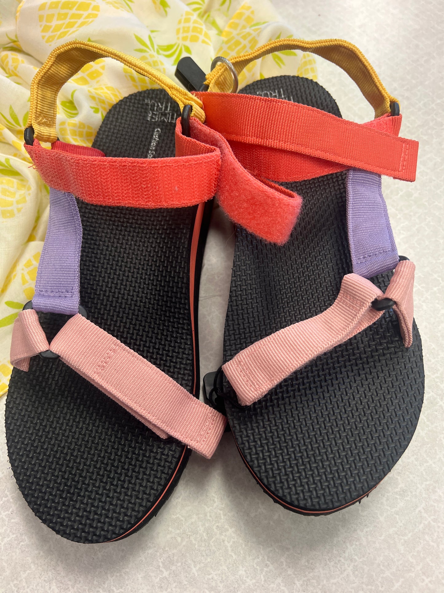 Sandals Heels Block By Time And Tru Size: 11