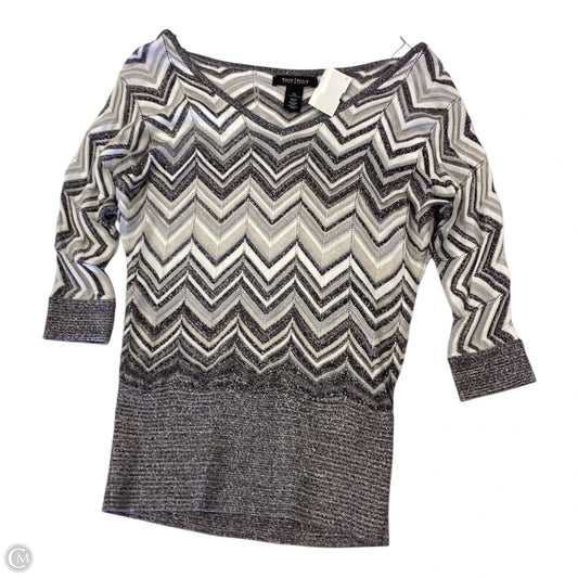 Top 3/4 Sleeve By White House Black Market In Grey & White, Size: Xs
