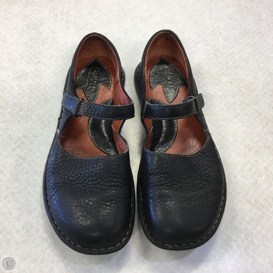Shoes Flats By Born In Black, Size: 8