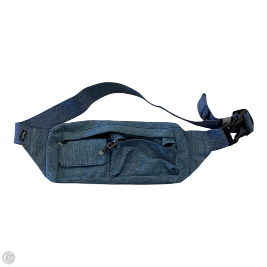 Belt Bag By Clothes Mentor, Size: Medium