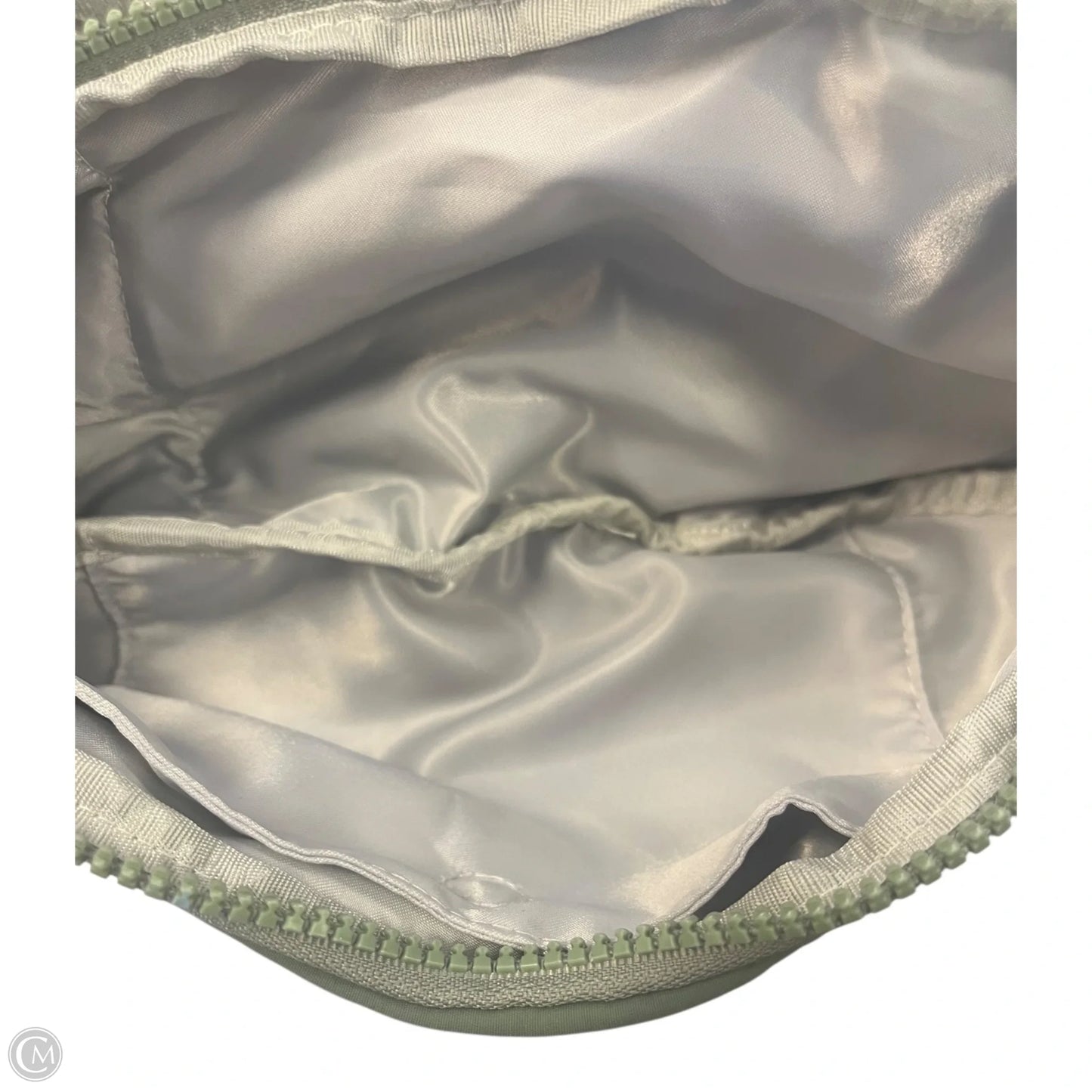 Belt Bag By Clothes Mentor, Size: Medium