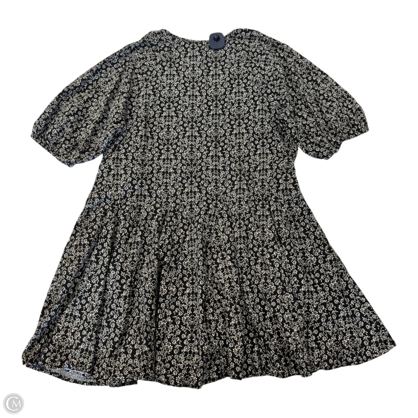 Dress Casual Short By Universal Thread In Black & White, Size: L