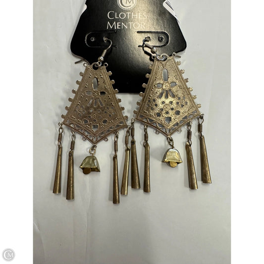 Earrings Dangle/drop By Clothes Mentor