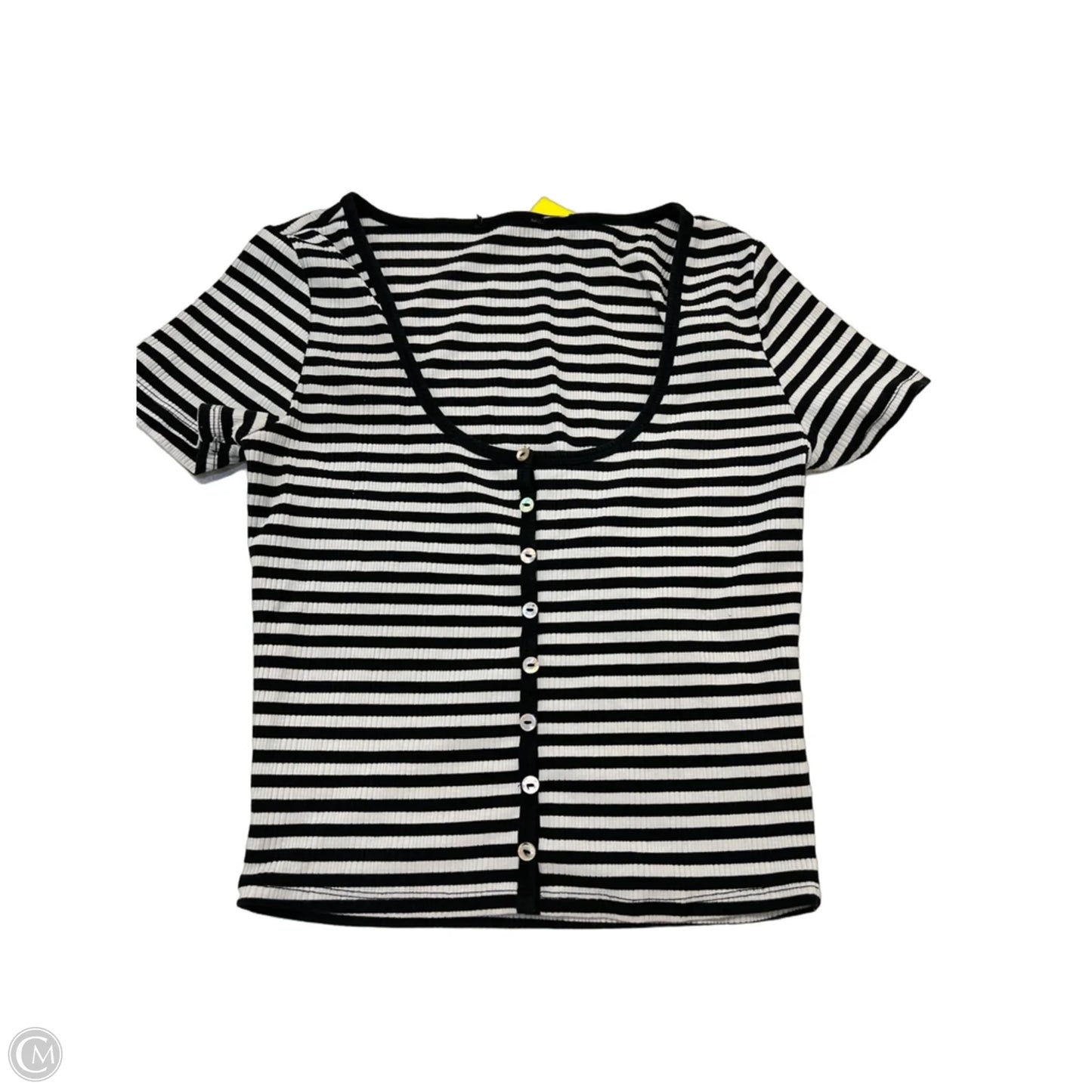 Top Short Sleeve By Clothes Mentor In Striped Pattern, Size: M