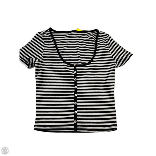 Top Short Sleeve By Clothes Mentor In Striped Pattern, Size: M