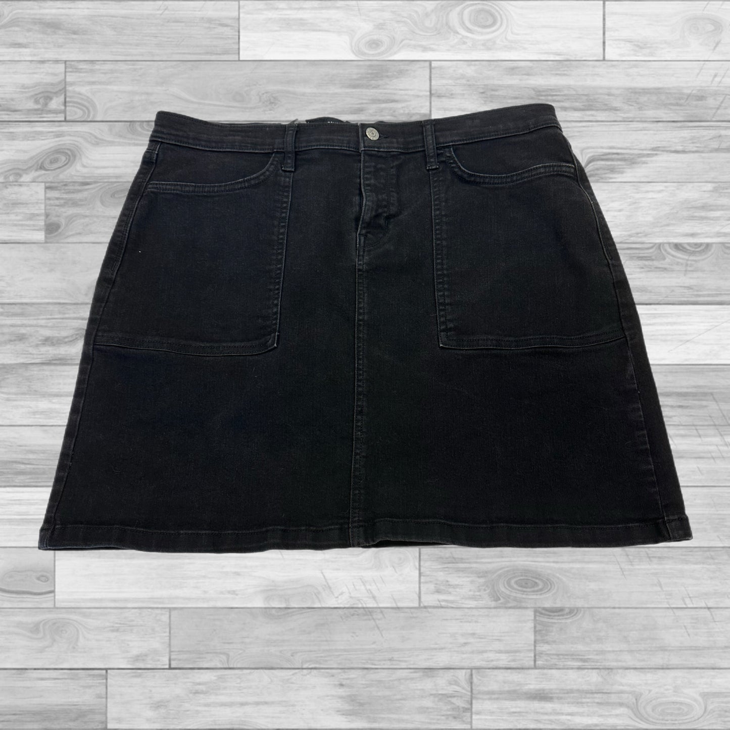 Skirt Mini & Short By Banana Republic In Black, Size: 16