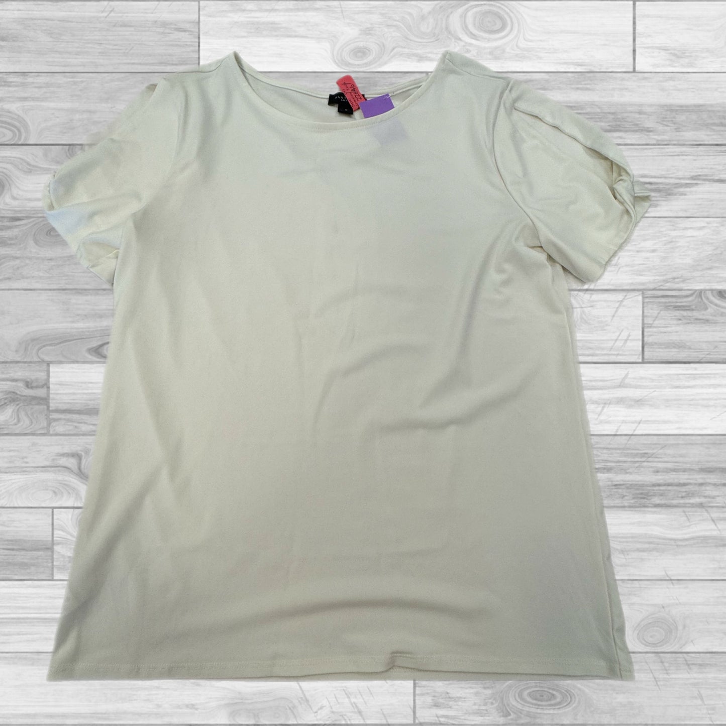 White Top Short Sleeve Ann Taylor, Size M