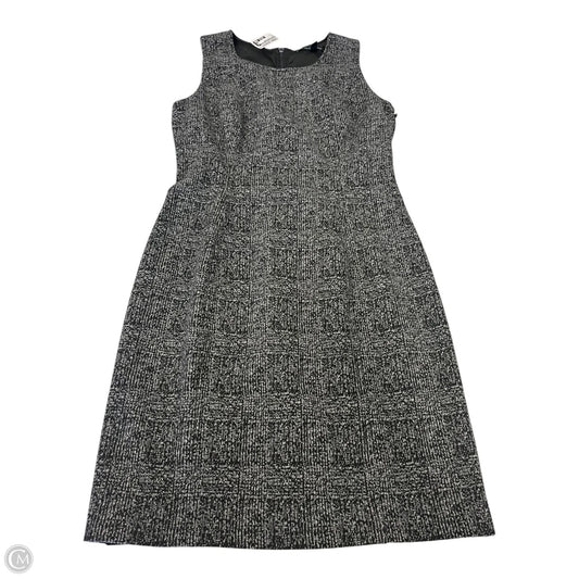 Dress Casual Short By White House Black Market In Grey, Size: 8