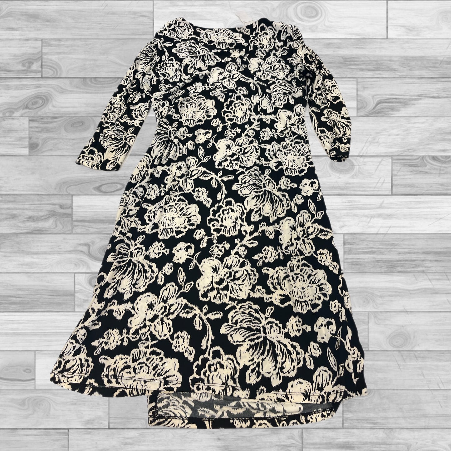 Dress Casual Short By Lauren By Ralph Lauren In Black & White, Size: 12