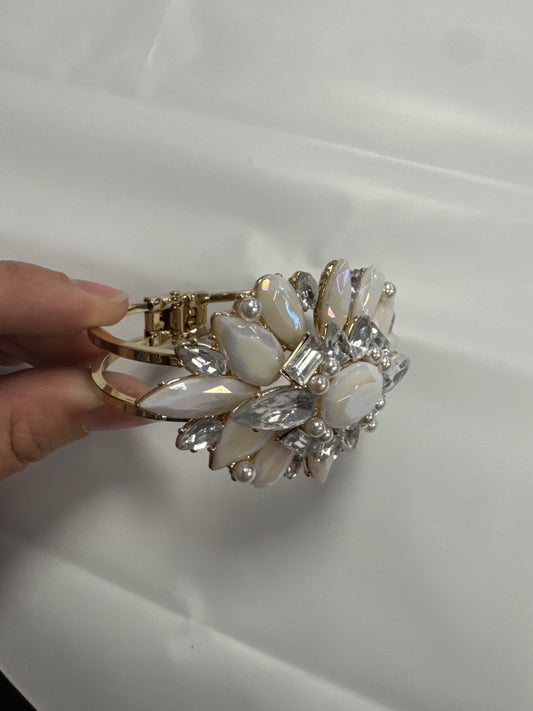 Bracelet Bangle By Clothes Mentor