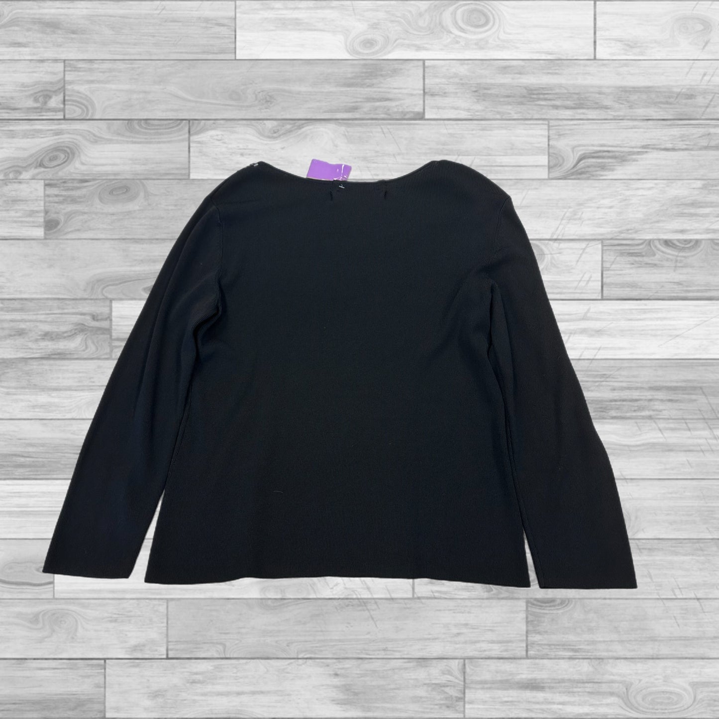 Top Long Sleeve By Clothes Mentor In Black, Size: M
