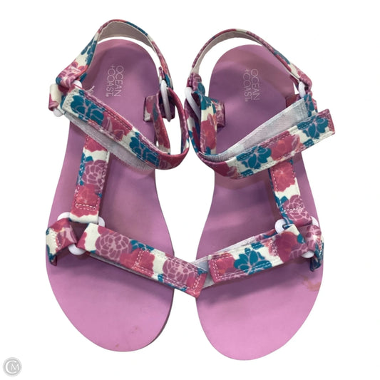 Sandals Flats By Clothes Mentor In Multi-colored, Size: 9