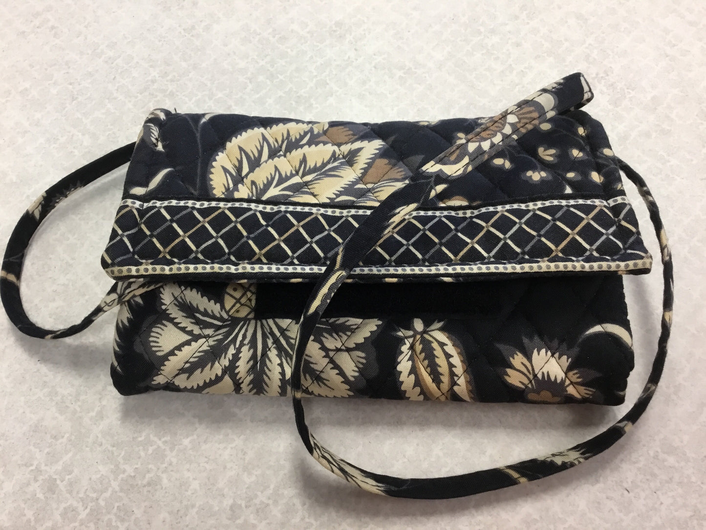 Crossbody By Vera Bradley  Size: Small