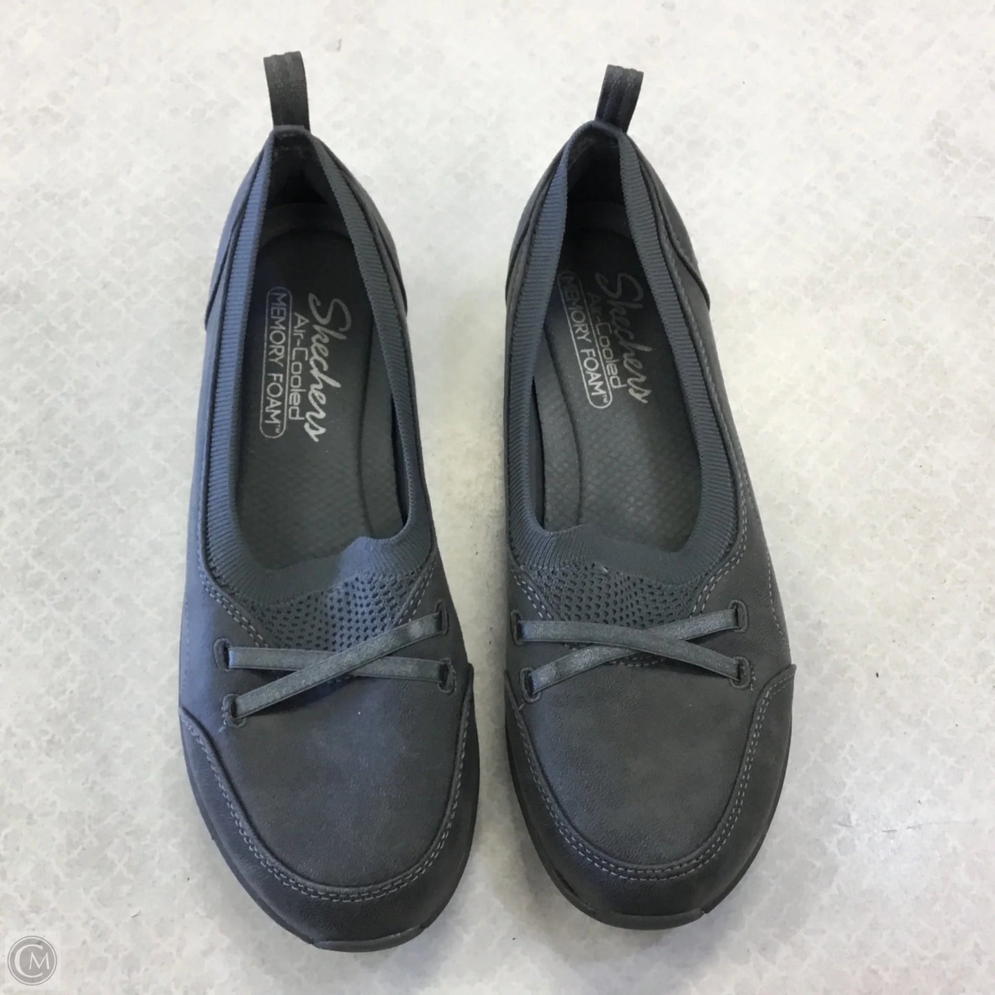 Shoes Flats By Skechers In Grey, Size: 7.5
