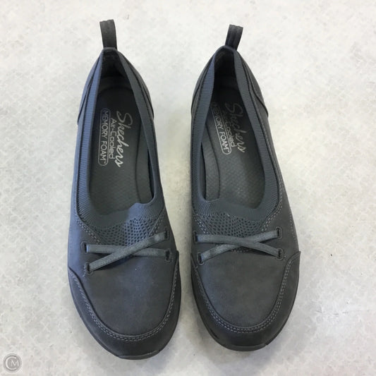 Shoes Flats By Skechers In Grey, Size: 7.5