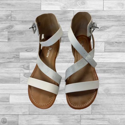 Sandals Flats By Cl By Chinese Laundry In White, Size: 7