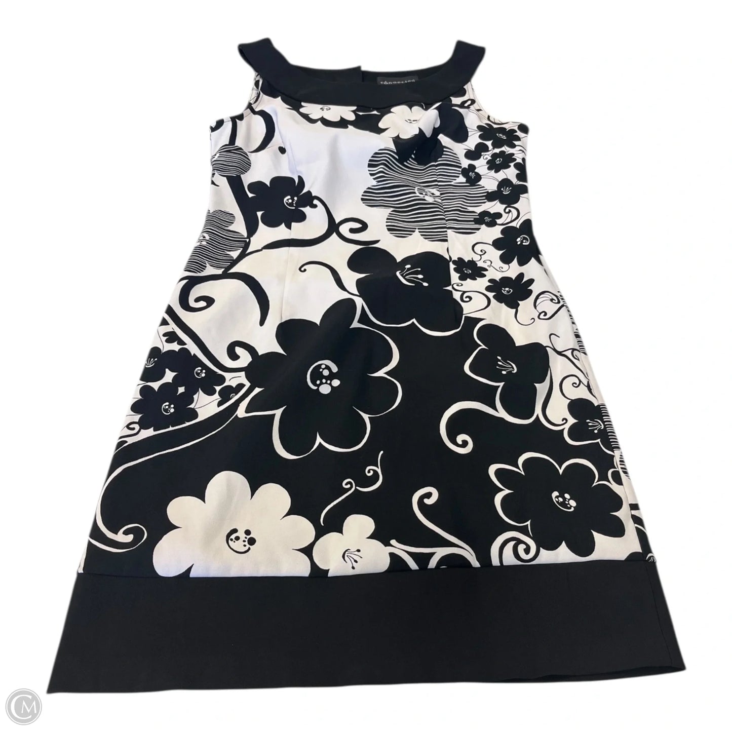 Dress Casual Short By Connected Apparel In Black & White, Size: 8