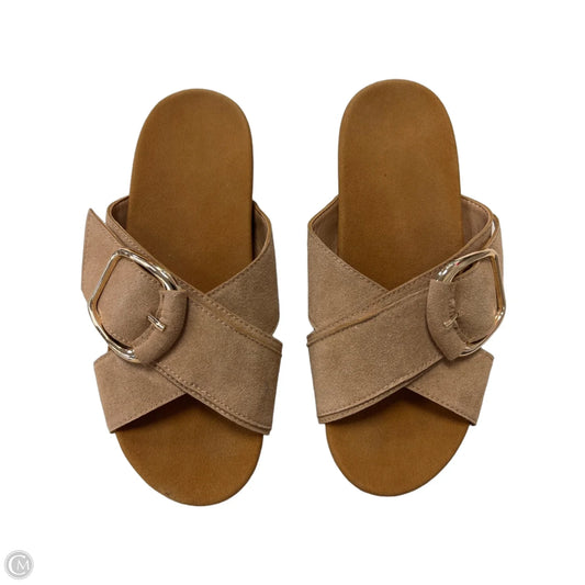 Sandals Flats By Clothes Mentor In Tan, Size: 8