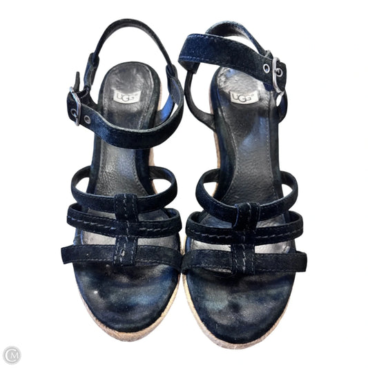Shoes Designer By Ugg In Black, Size: 5.5