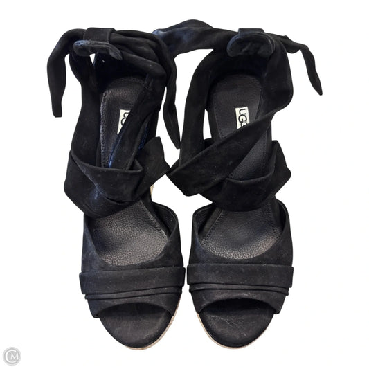 Shoes Designer By Ugg In Black, Size: 5.5