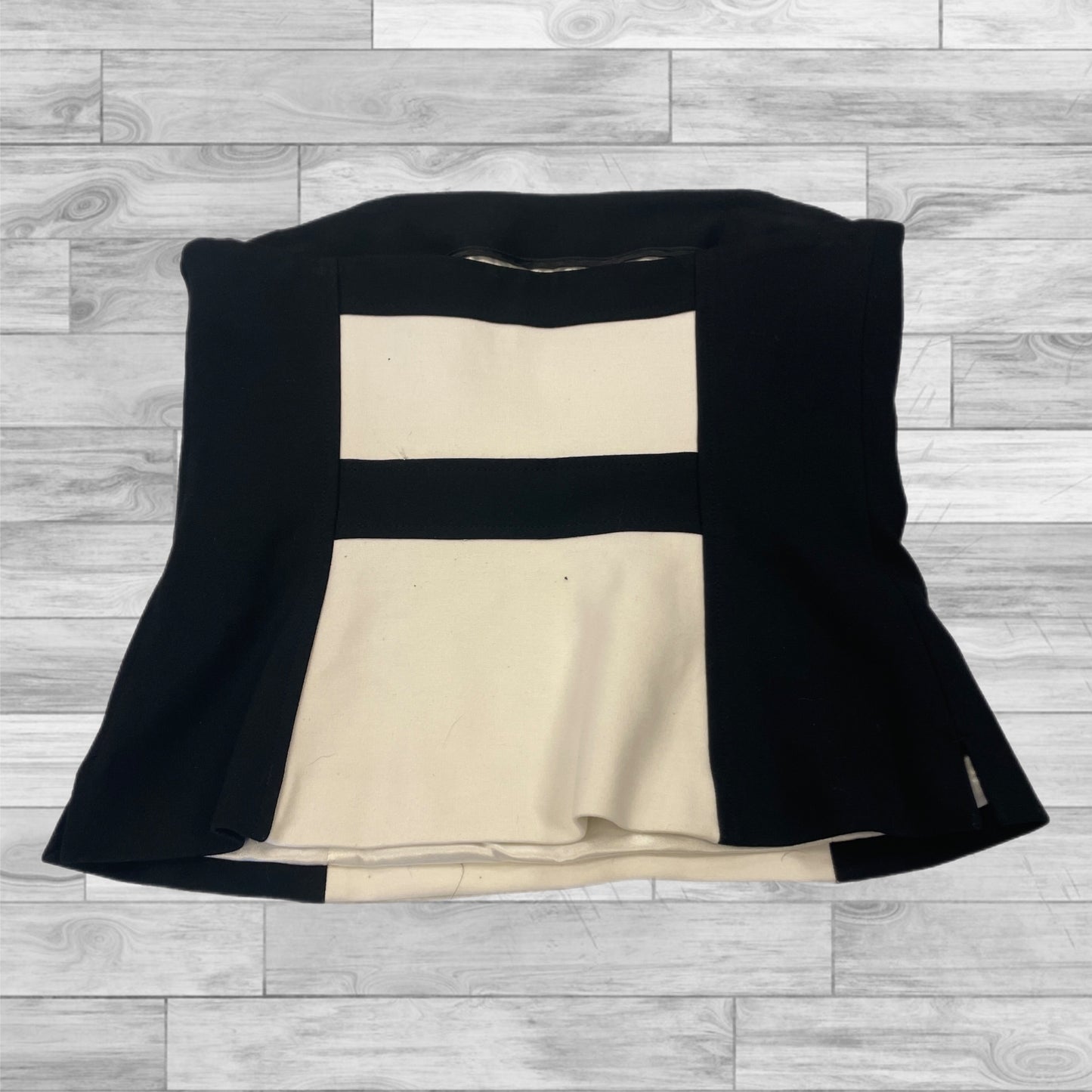 Top Sleeveless By White House Black Market In Black & White, Size: S