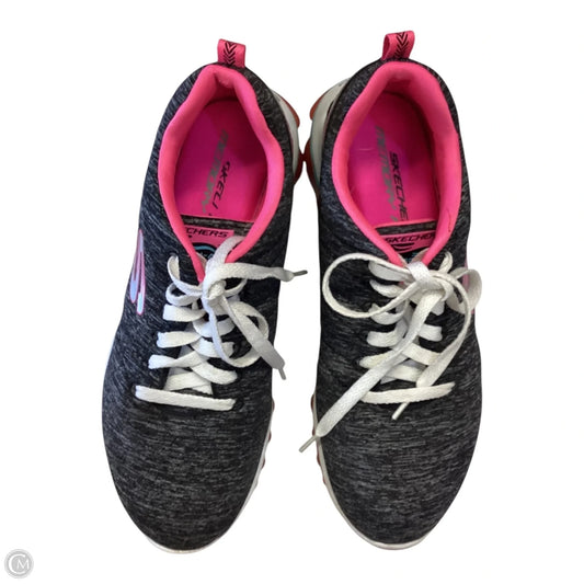 Shoes Sneakers By Skechers In Grey & Pink, Size: 7