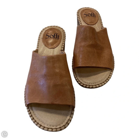 Sandals Flats By Sofft In Brown, Size: 7