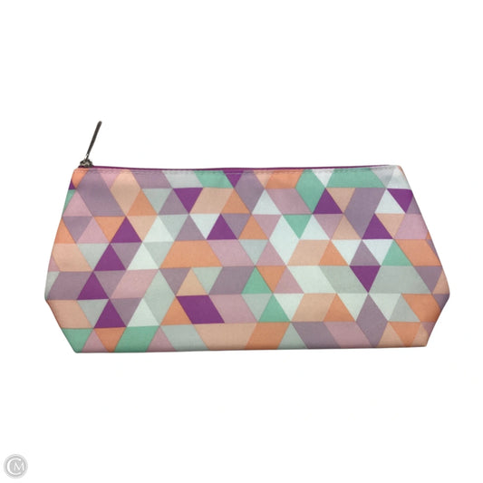 Makeup Bag By Clinique, Size: Medium