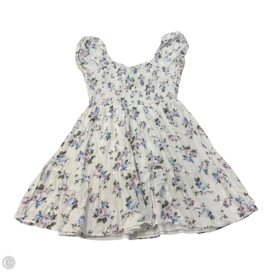 Dress Casual Short By Hollister In Floral Print, Size: L