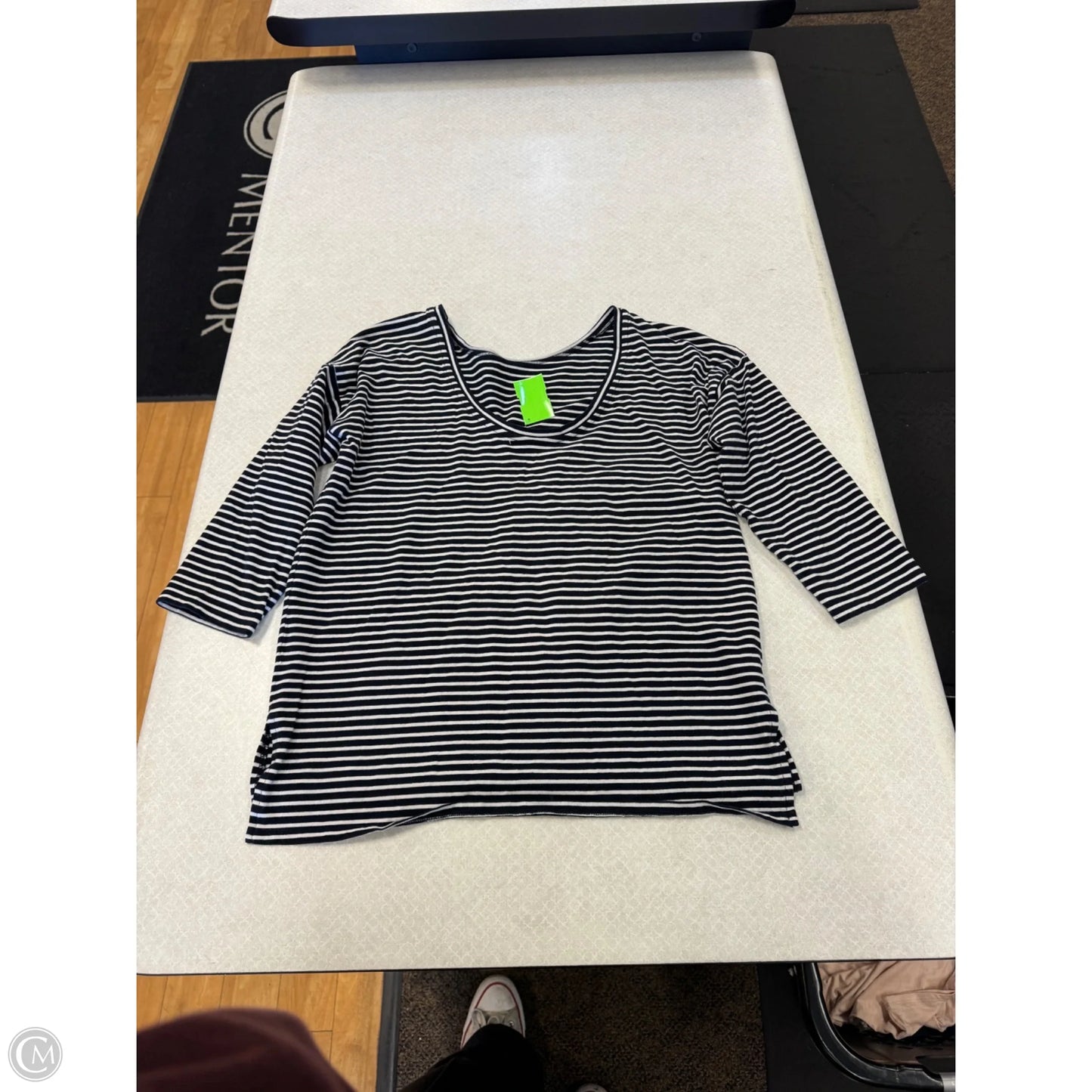 Top 3/4 Sleeve By Loft In Striped Pattern, Size: M