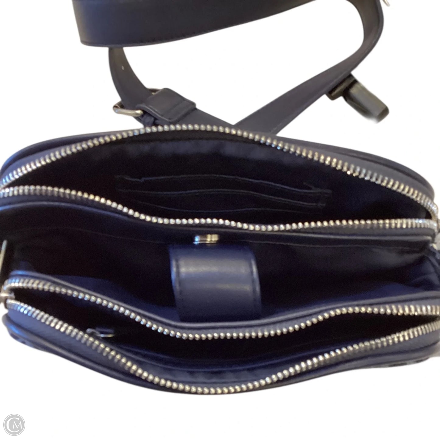 Crossbody By Clothes Mentor, Size: Small