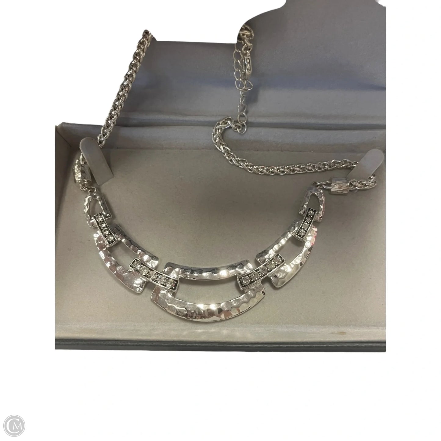 Necklace Chain By Clothes Mentor, Size: 1