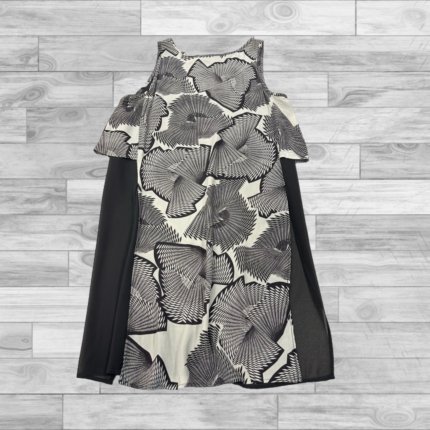 Dress Casual Short By Clothes Mentor In Grey, Size: 12