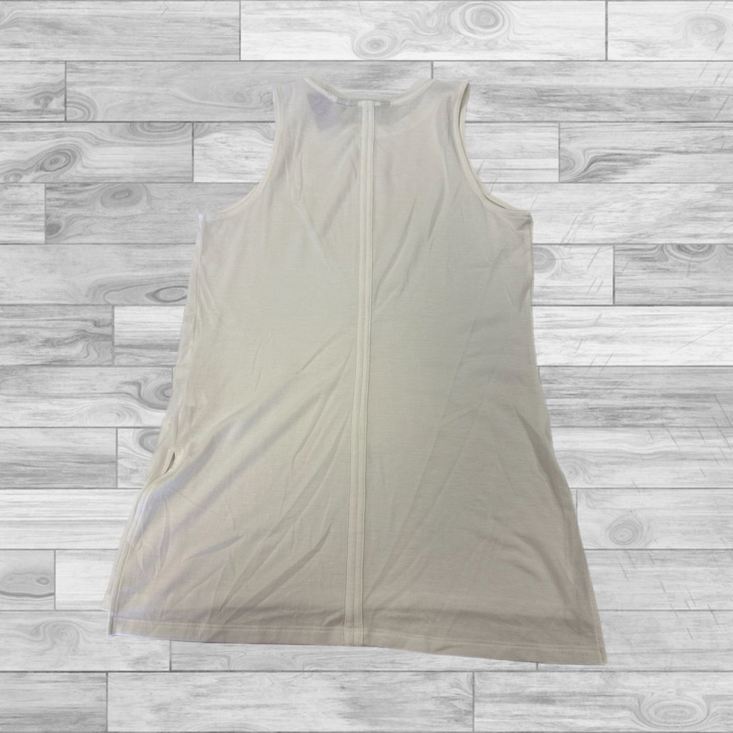 Top Sleeveless By Athleta In White, Size: Xs