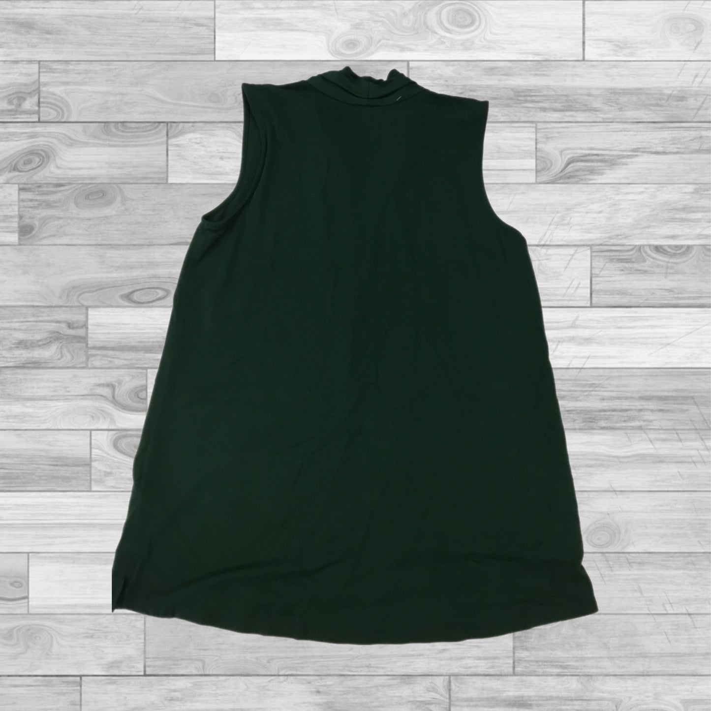 Top Sleeveless By Vince Camuto In Green, Size: S